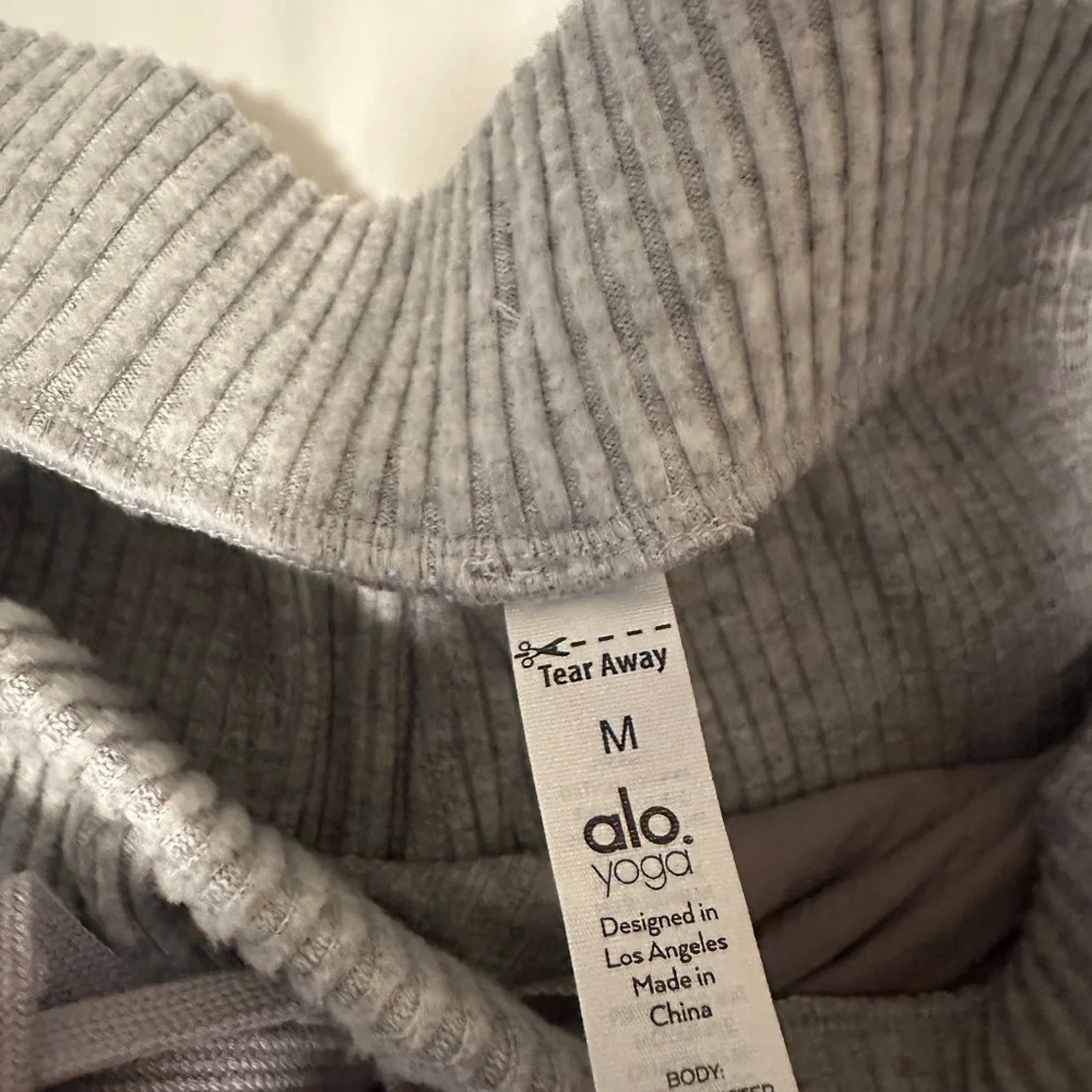 Alo heather Gray Muse Sweatpants - Picture 5 of 6